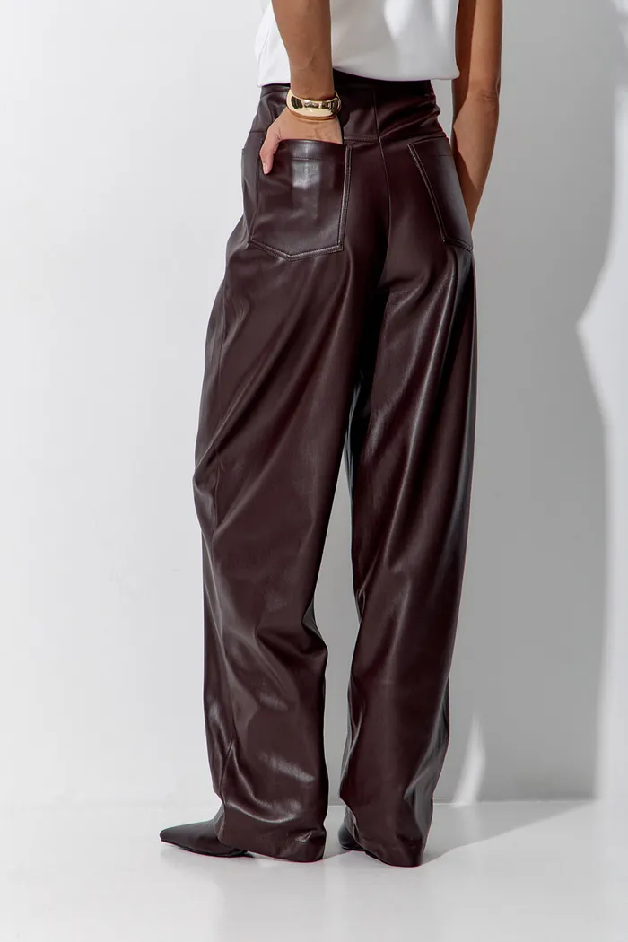 Брюки Baggy из экокожи шоколадного цвета