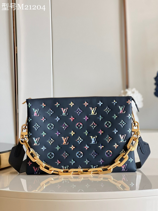 Louis Vuitton Coussin MM