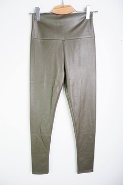 Брюки обтягивающие под кожу, маркировка М, визуально на 46 размер