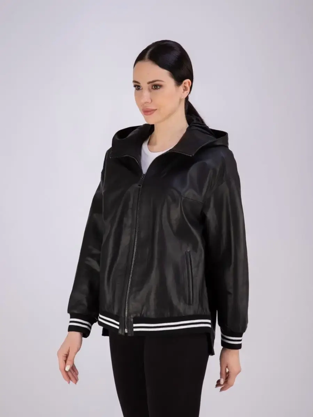 Куртка женская из натуральной кожи с капюшоном Турция