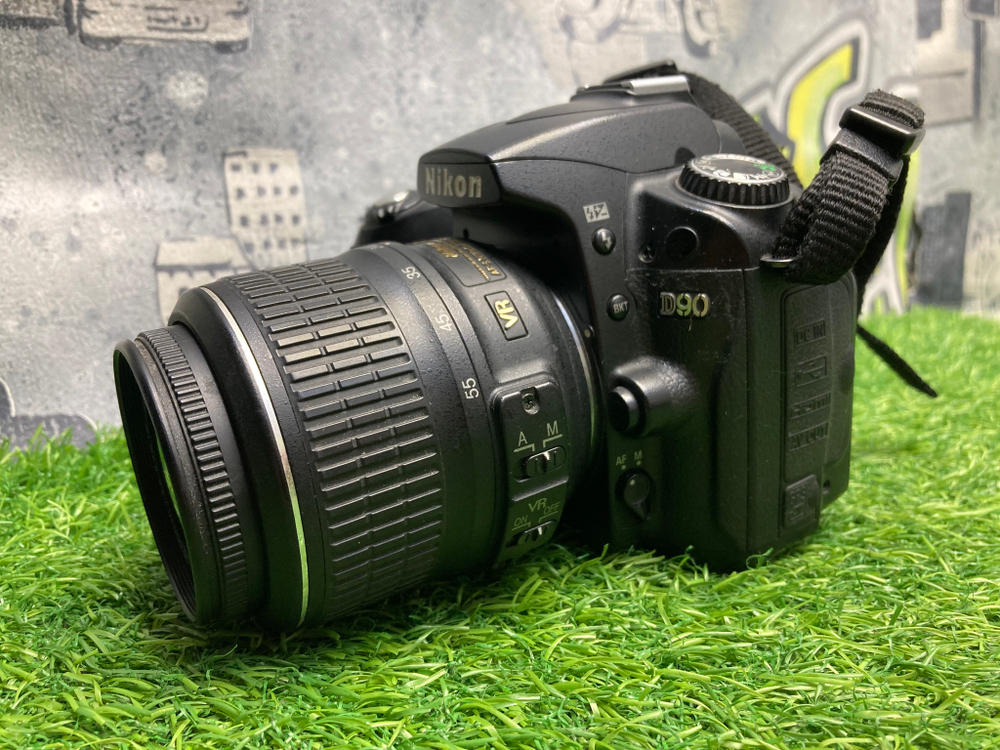 Nikon D90 kit AF-S DX Nikkor 18-55mm 3.5-5.6G VR