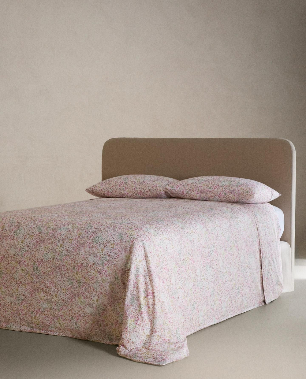 Zara Home - Простыня с изображением цветов, розовый, 240x280 см
