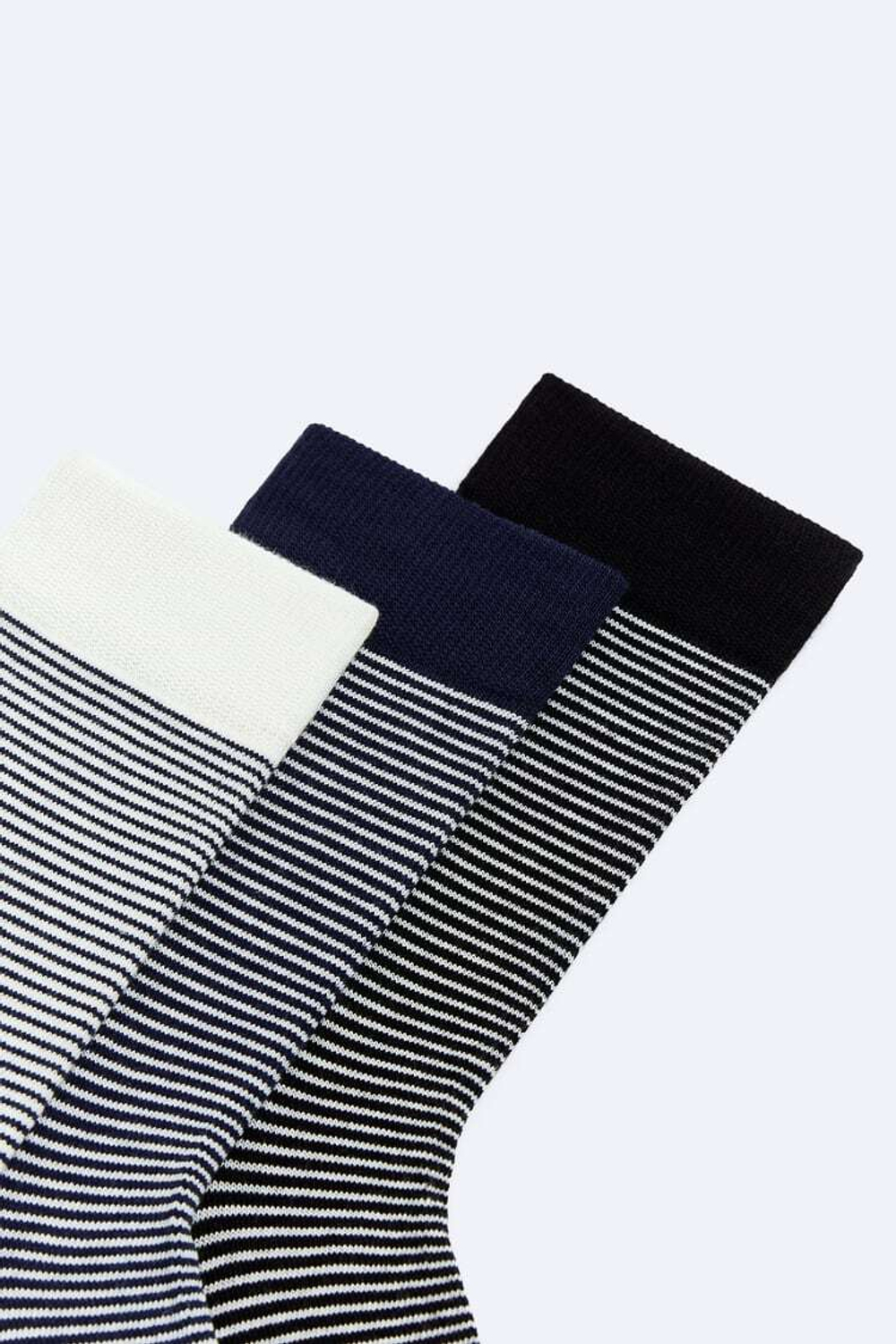 ZARA НАБОР ИЗ ТРЕХ ПАР НОСКОВ В ПОЛОСКУ, РАЗНОЦВЕТНЫЙ