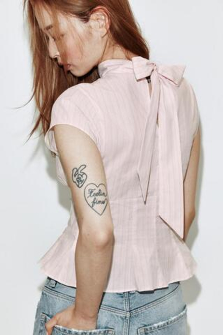ZARA ТОП ИЗ ПОПЛИНА С ВЫРЕЗОМ И ЗАВЯЗКАМИ, РОЗОВЫЙ/БЕЛЫЙ