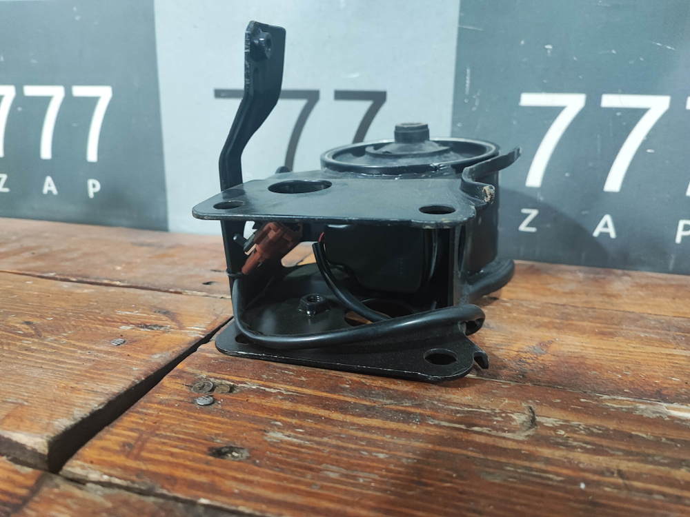 Опора двигателя VQ35 Murano Z50 Teana J31 Новая Оригинал 113218J100