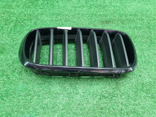 Решетка радиатора правая BMW X5 F15 X6 F16 (13-18)
