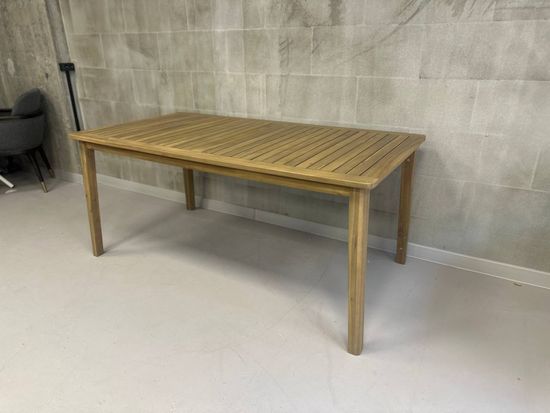 Стол деревянный обеденный Eloise