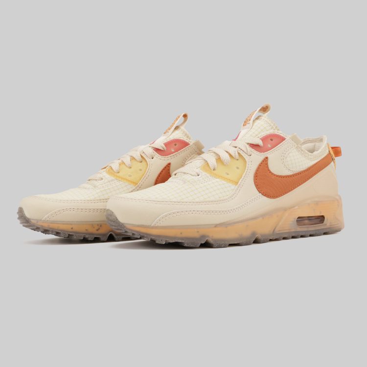 Кроссовки Nike Air Max 90 Terrascape Fuel Orange артикул:DH2973-200 - купить в магазине Дайс