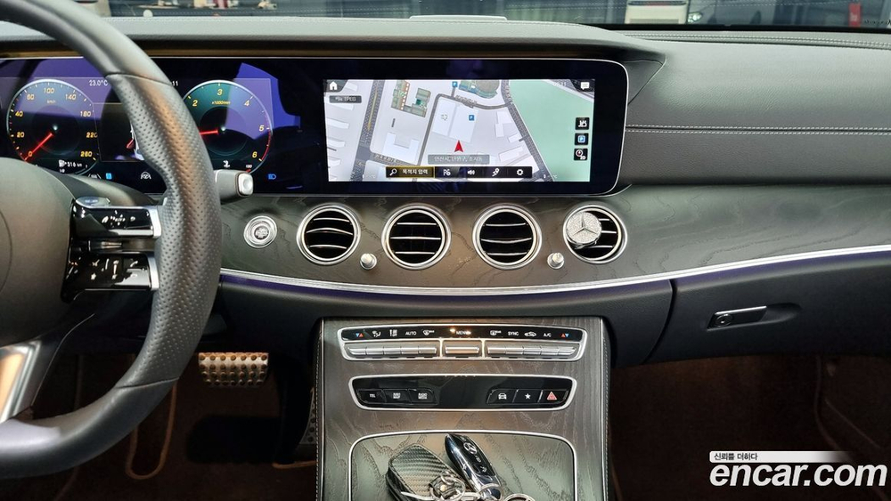 Mercedes-Benz E-Class W213 E220d 4MATIC AMG Line (10.2020)