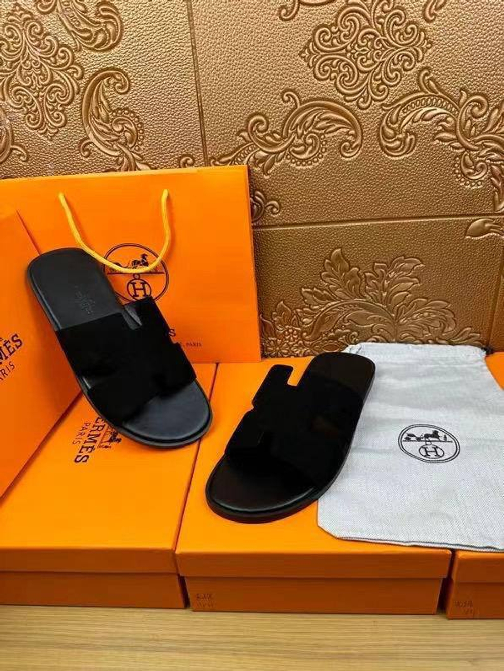 Шлёпанцы Hermes