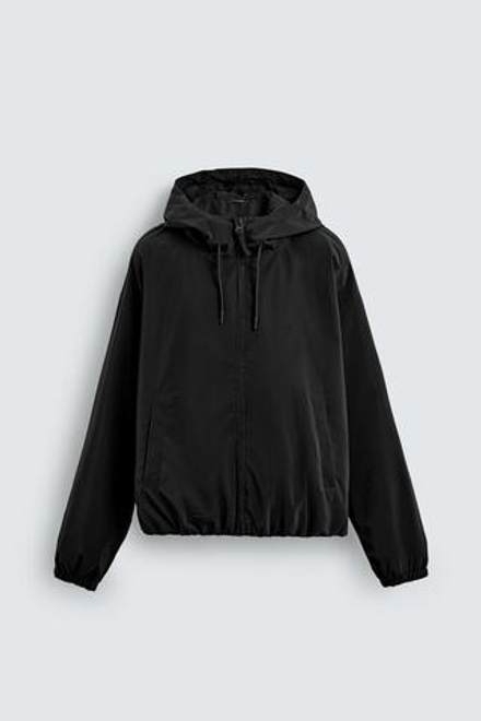 ZARA КУРТКА ИЗ ВЫСОКОТЕХНОЛОГИЧНОЙ ТКАНИ С КАПЮШОНОМ, ЧЕРНЫЙ