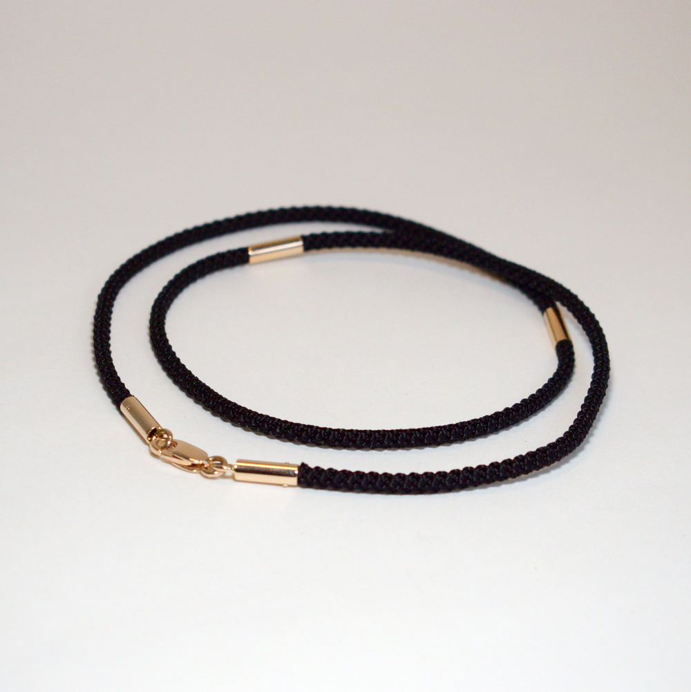 Гайтан с золотыми наконечниками + 2 вставки