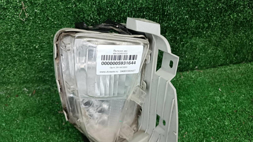 ПТФ правая Toyota Prius ZVW30 (2011-2015) LED