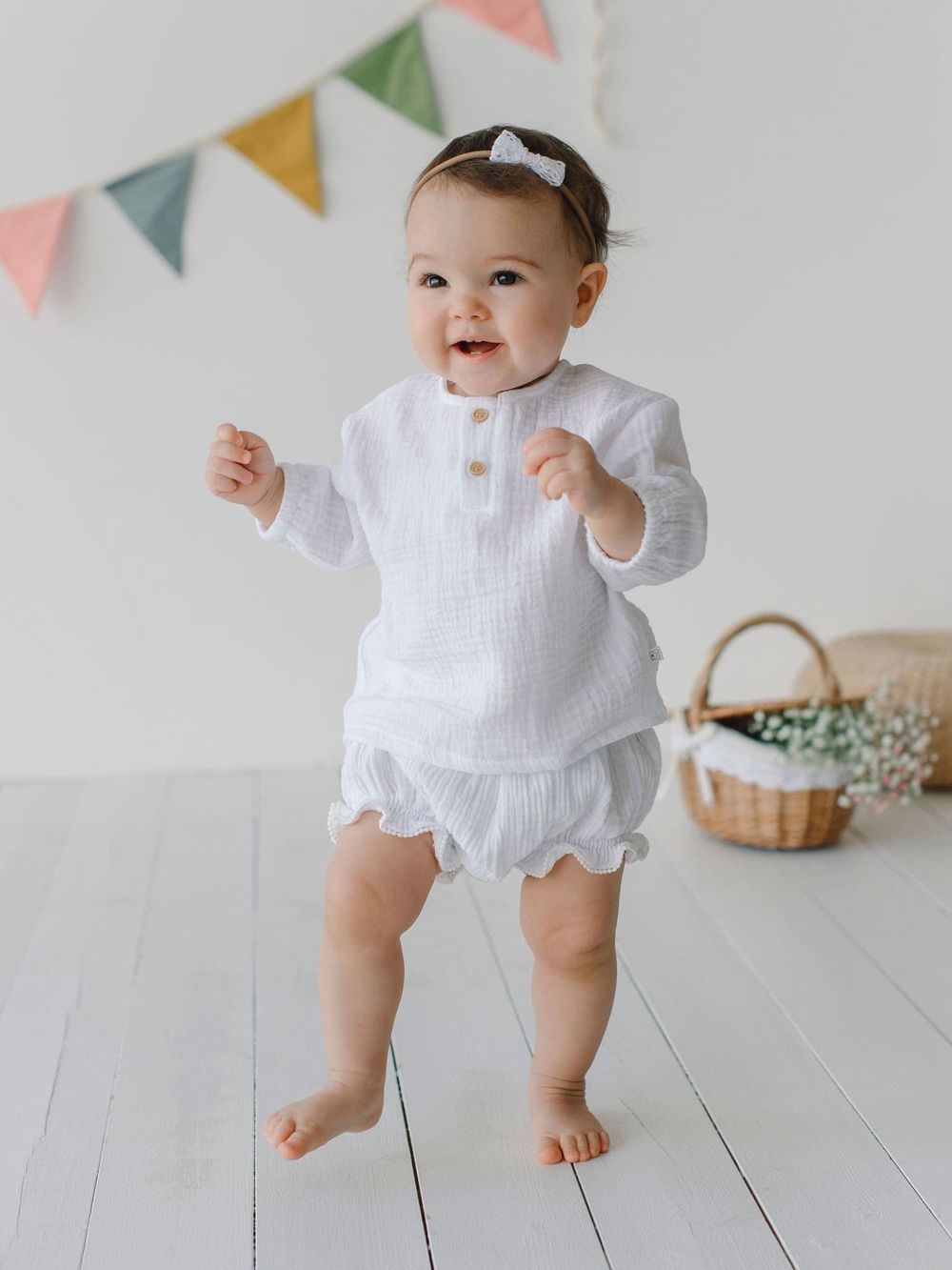 Аксессуар для волос с ажурным бантиком "Молоко" 0+