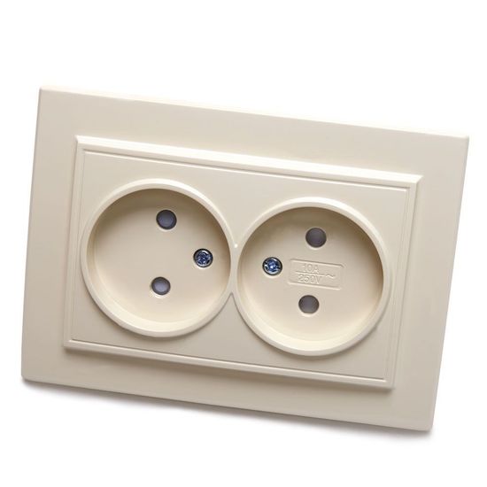 Розетка ЭРНА 2-местная слоновая кость б/з 250В 10А PST10-9013-02
