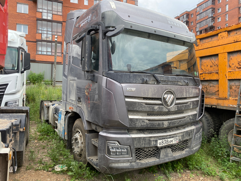 Foton AUMAN 4x2 Седельный тягач BJ4189Y6ADL-01 (Дизельный, 11.8 л, 470 л.с. АТ)
