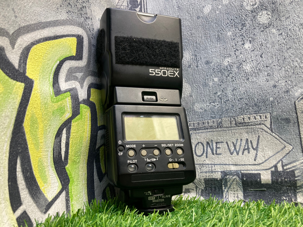 Canon Speedlite 550EX Покупка/Продажа