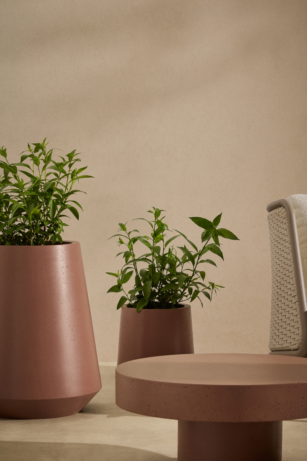 Кашпо Calun керамика темно-коричнего цвета Ø 32 см