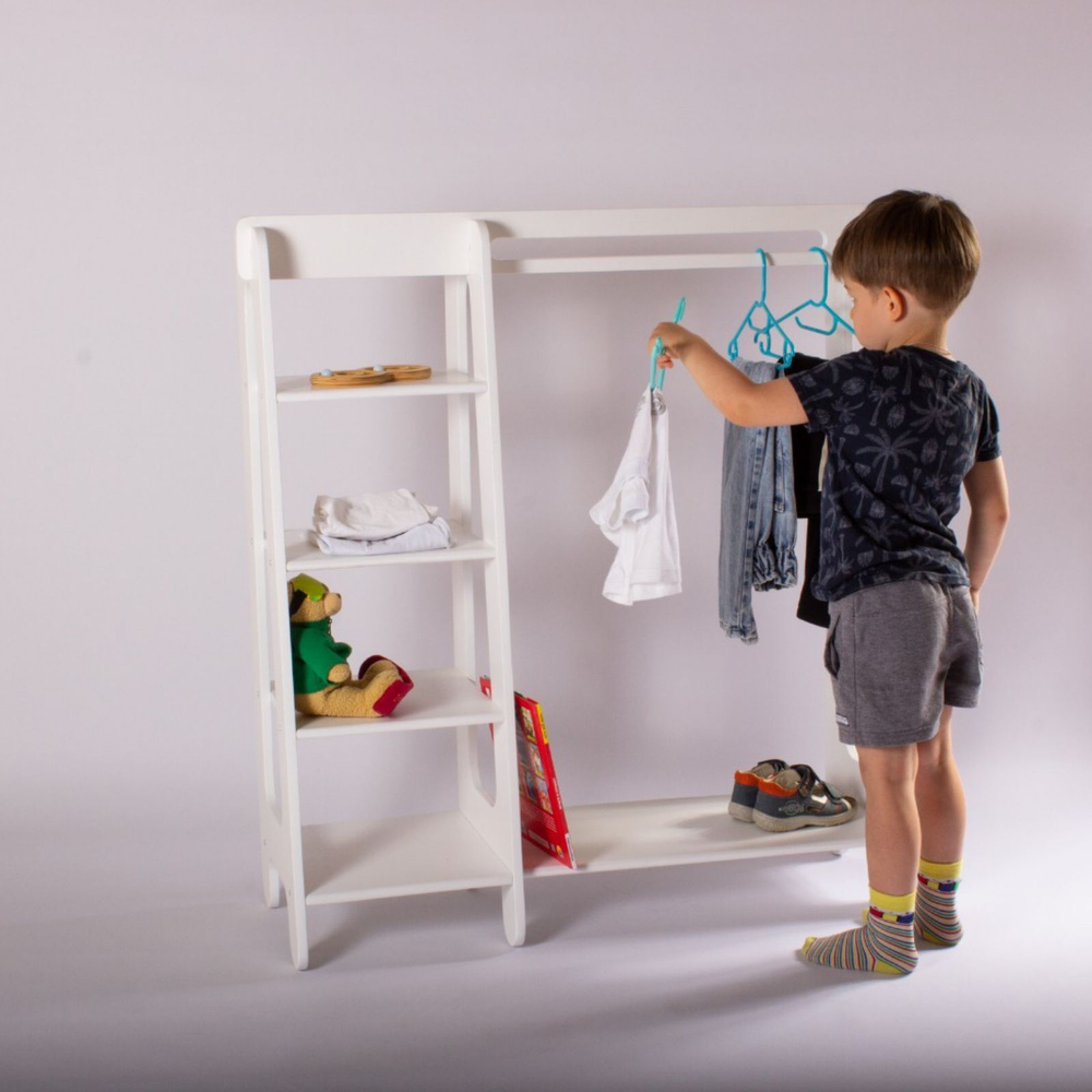 Шкаф-стеллаж детский по Монтессори