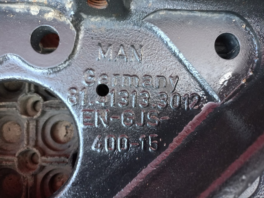 Кронштейн рессоры передней правый 2016 г.