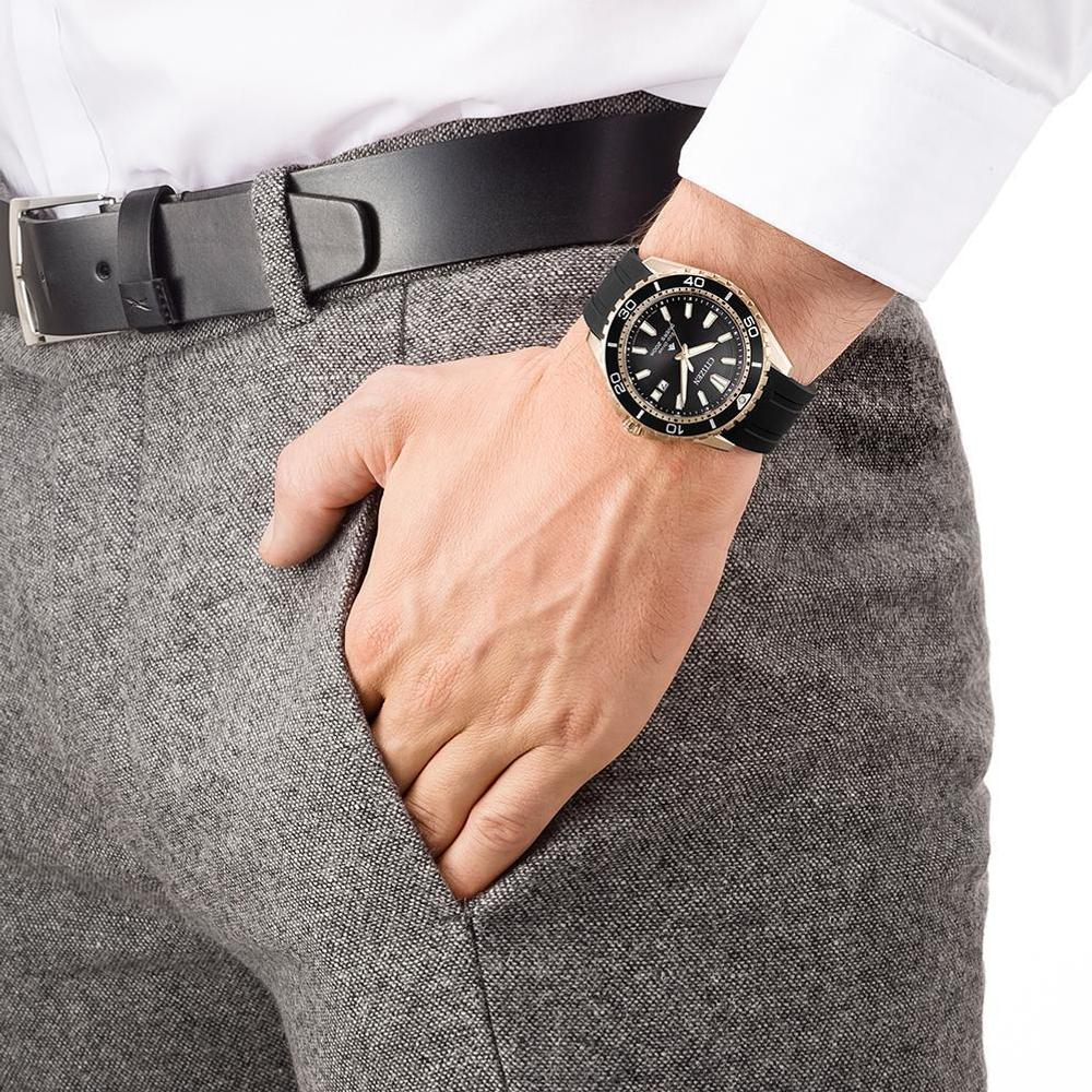 Мужские японские наручные часы Citizen BN0193-17E