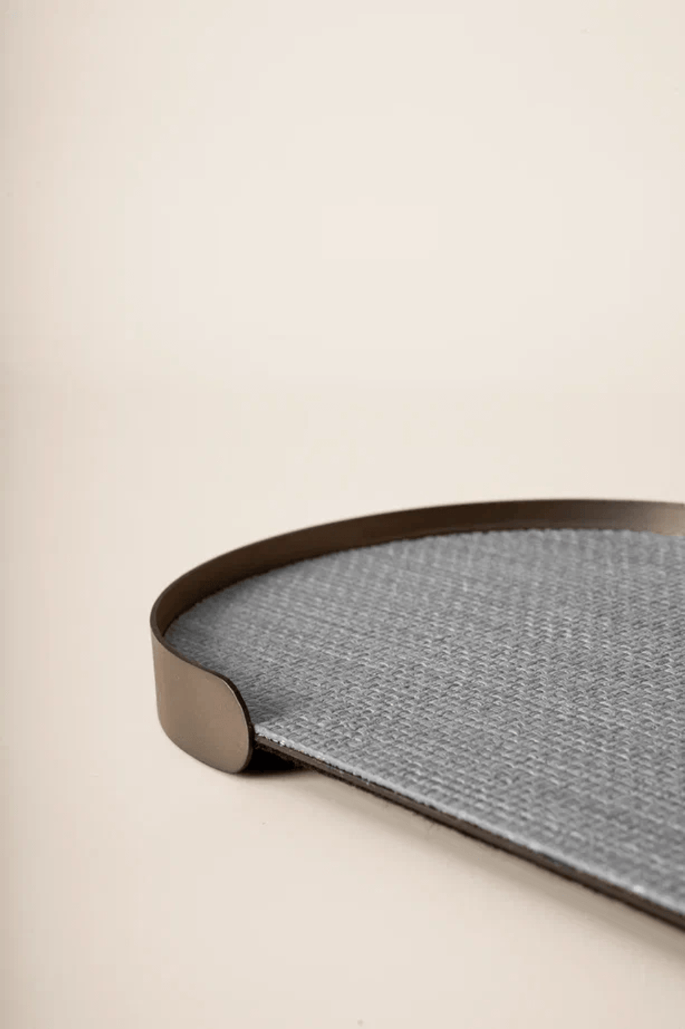 Поднос металлический овальный серый