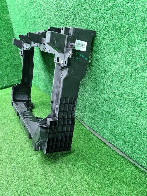 Телевизор Hongqi HS5 (2019-н.в.)