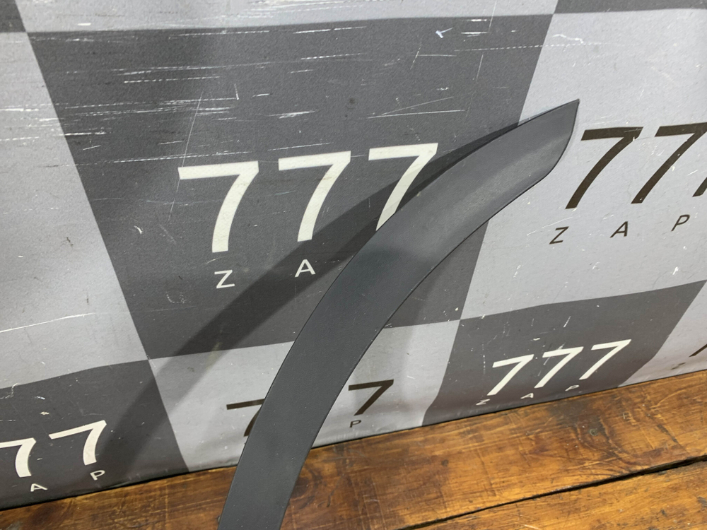 Накладка двери задней левой Kia Seltos 19-нв Б/У Оригинал 87733Q5010