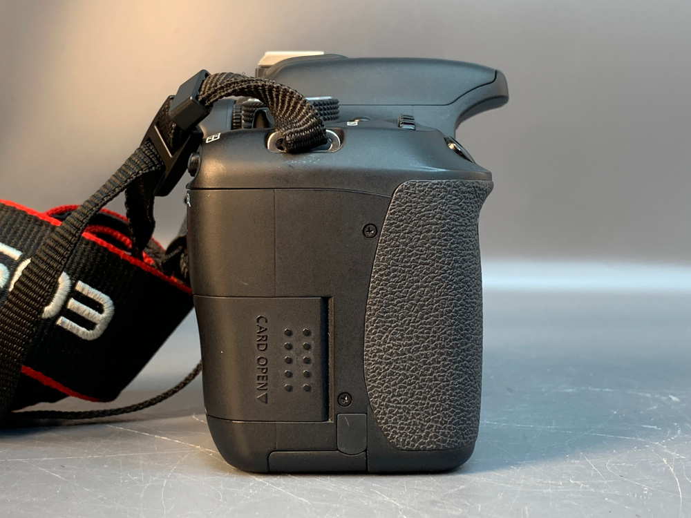 Canon 600D Body 13871 Кадров