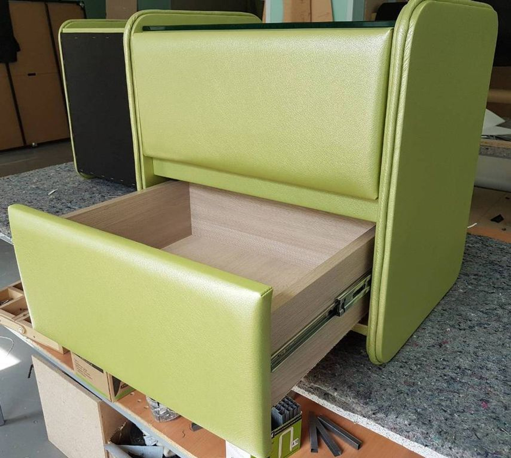 Прикроватная тумба "Олива"