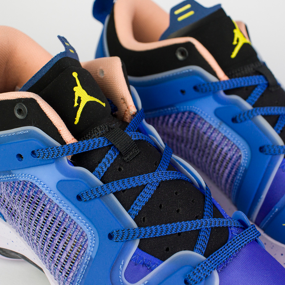 Кроссовки Nike Air Jordan 37 Low Lapis
