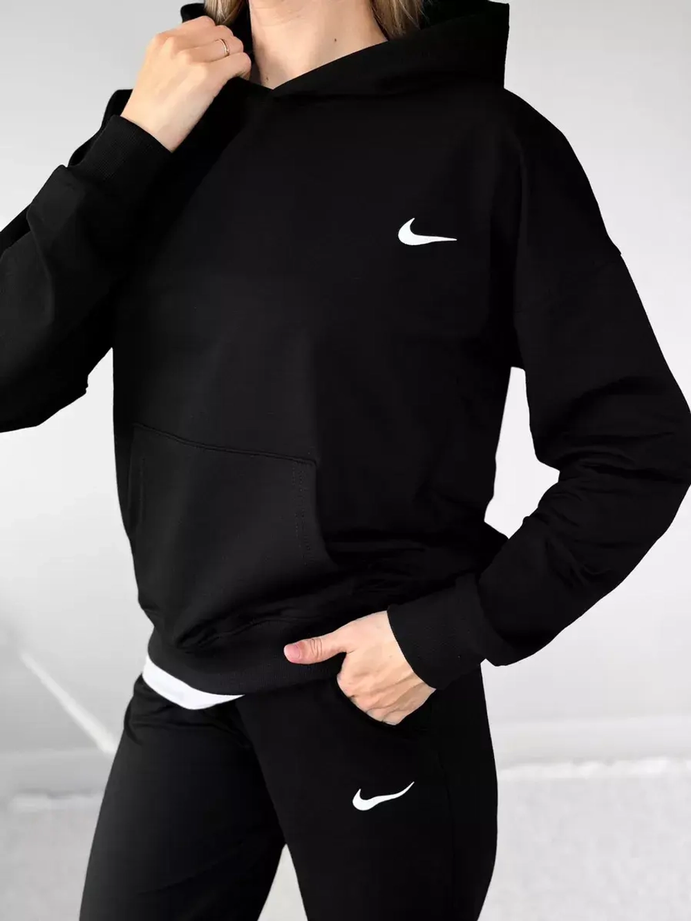 Спортивный костюм с капюшоном двойка