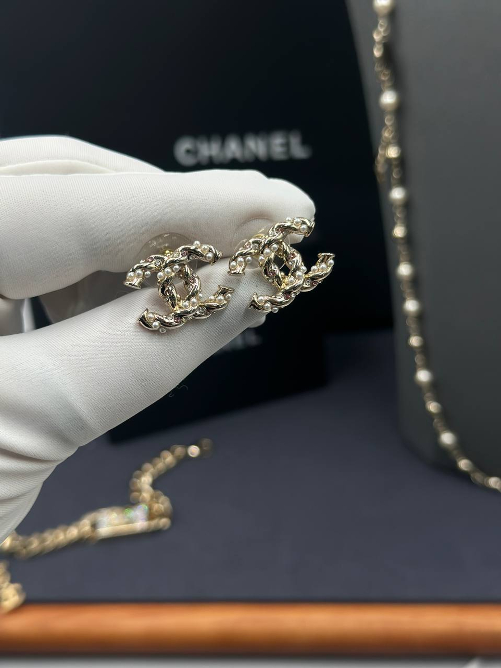 Серьги CHANEL