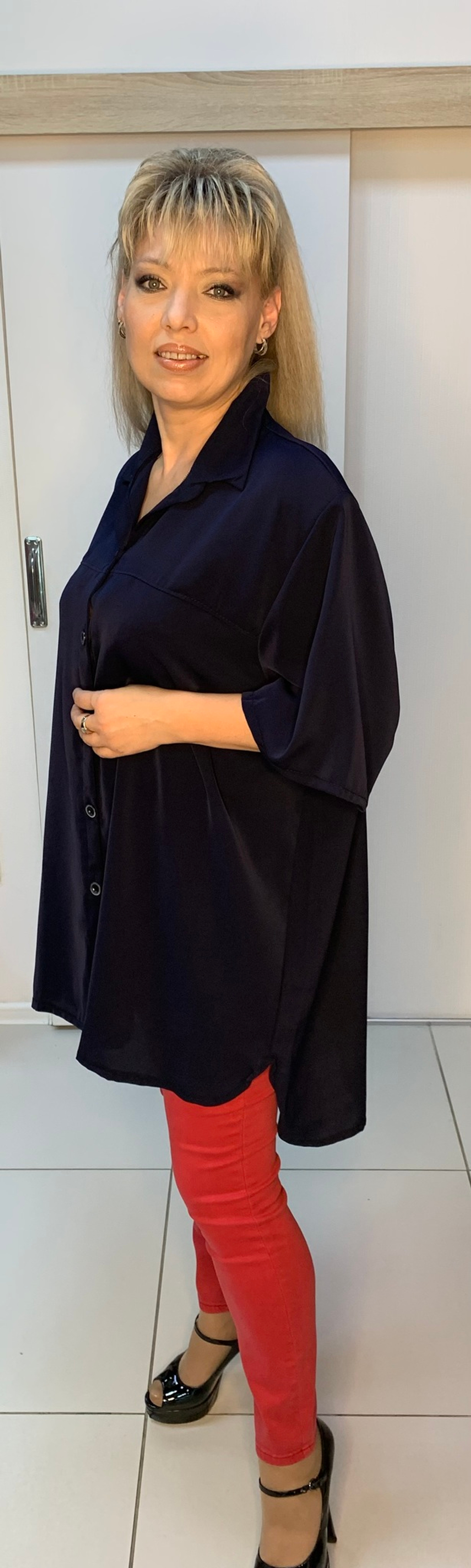 Рубашка темно-синего цвета