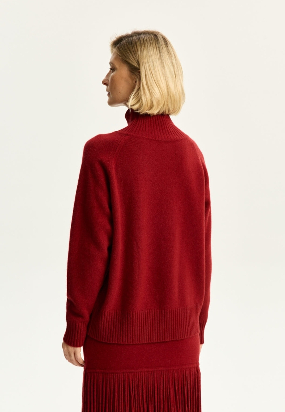 Свитер из кашемира с высоким воротом