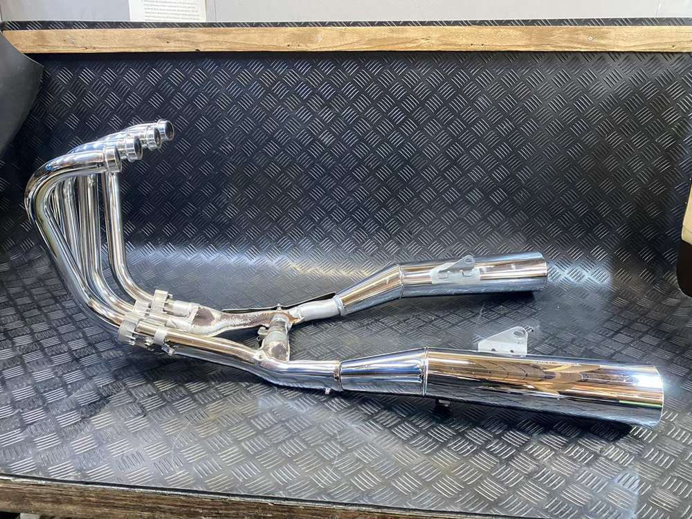 Глушитель Honda CB750 053441