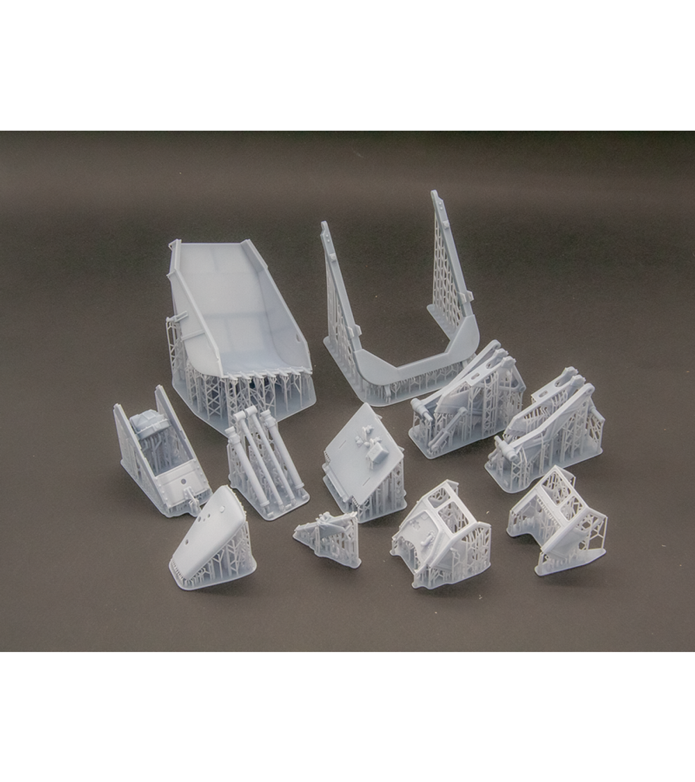 Сборная модель Red Iron Models Перекидной погрузчик Т-157, 1/43