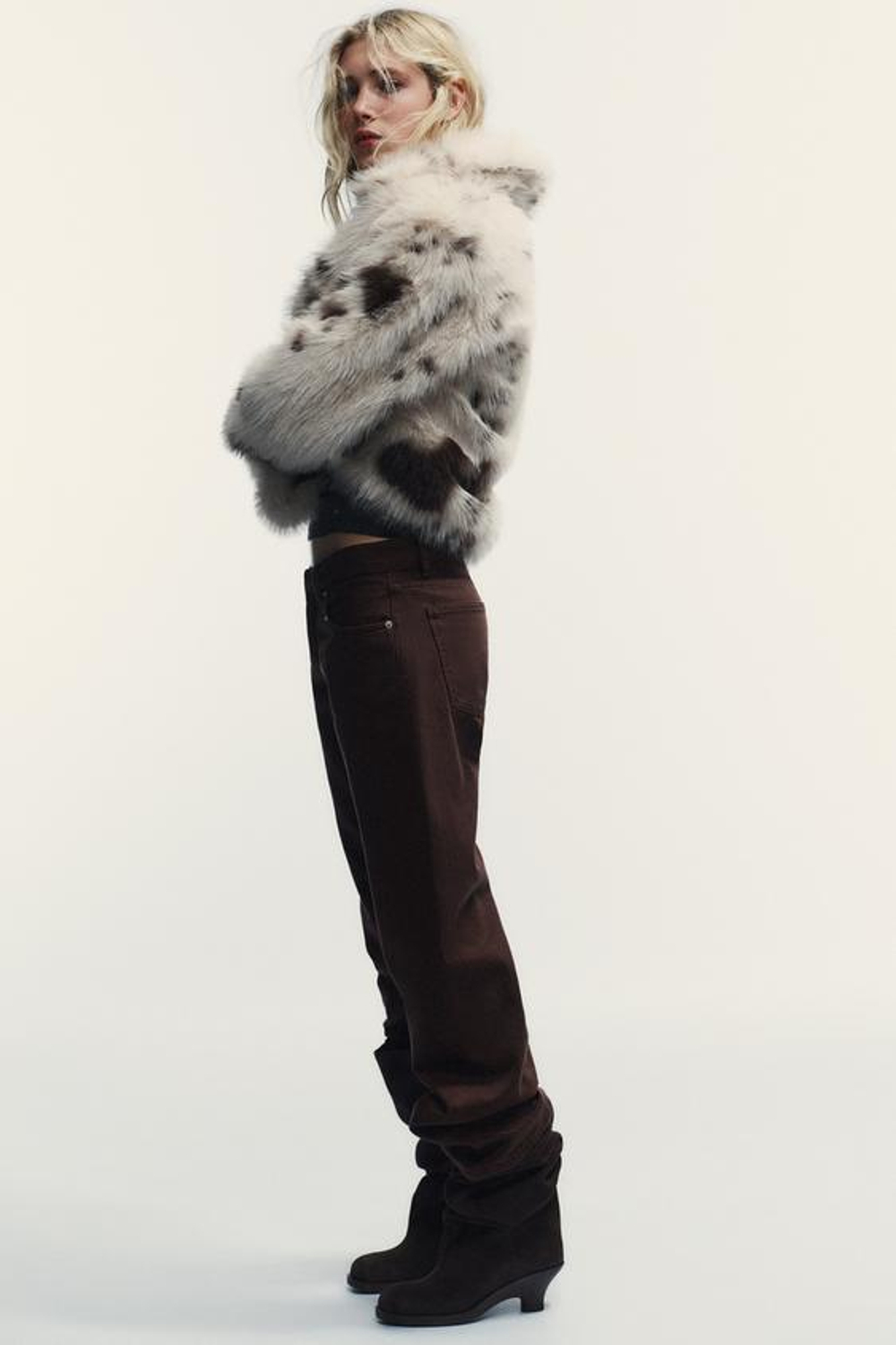 ZARA ДЖИНСЫ TRF WIDE-LEG С НИЗКОЙ ПОСАДКОЙ, ШОКОЛАДНЫЙ