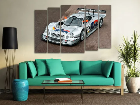 Модульная картина "Серебрянный мерседес"