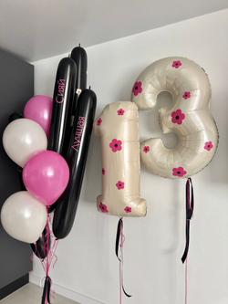 Воздушные гелиевые шарики с доставкой по Хабаровску фуксия/черный ШДМ №4867