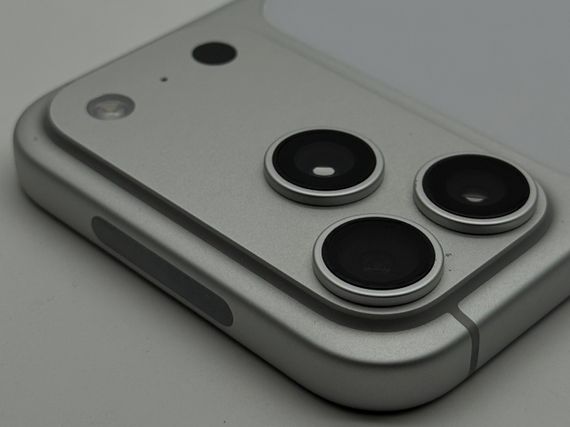 iPhone 17 Pro Max 256gb Silver