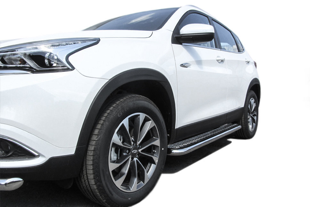 Пороги из нержавейки Chery Tiggo 7 (2016-2020) d57 с алюминиевым листом