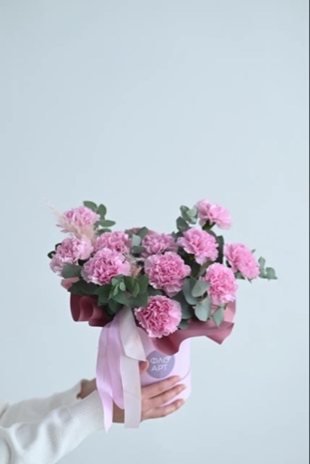 Очарование гвоздик – фото товара из салона цветов FloArt, доставка по Южно-Сахалинску