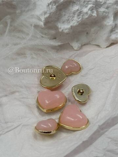Пуговицы золотистые в форме сердца персиковые (розовые)