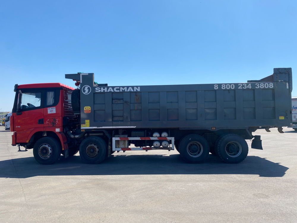 Shacman (Shaanxi) SX* 8x4 Самосвал SX33186T366 (Дизельный, 11,6 л, 369 л.с., МТ)