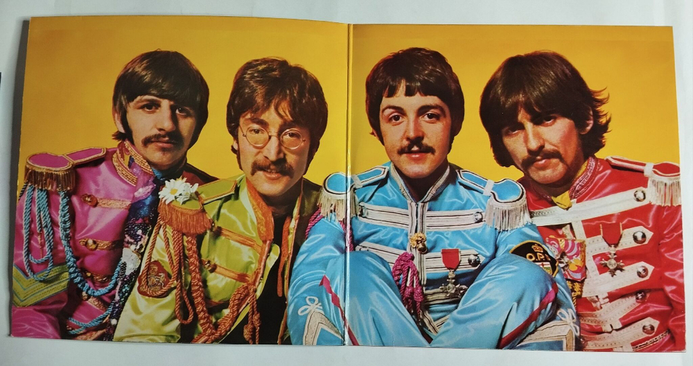 Винтажная виниловая пластинка LP The Beatles Sgt. Peppers Lonely Hearts Club Band (Germany 1973)