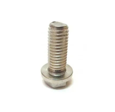 Болт Yamaha 9010508M7600
