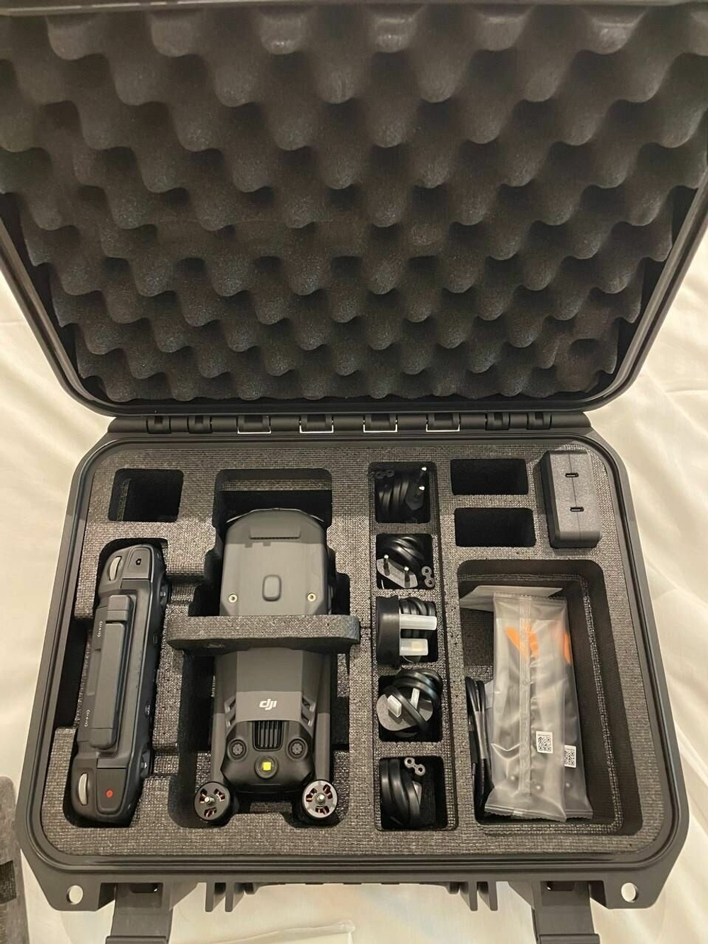 Квадрокоптер DJI Mavic 3T (Thermal / с тепловизором) (Universal Edition)