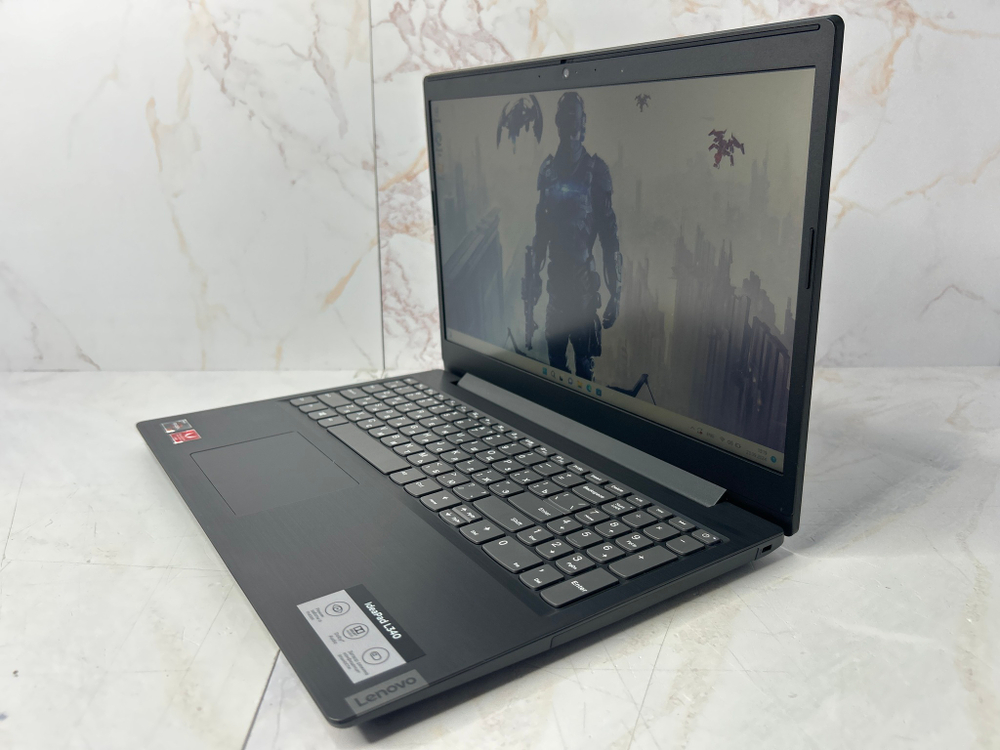 Ноутбук Lenovo ideapad L340-15API. Конфигурация: AMD Ryzen 3 3200U 2.6 ГГц/8 ГБ/256 ГБ SSD/AMD Radeon Vega 3/Free DOS/15.6"/1920x1080 пикс./C1