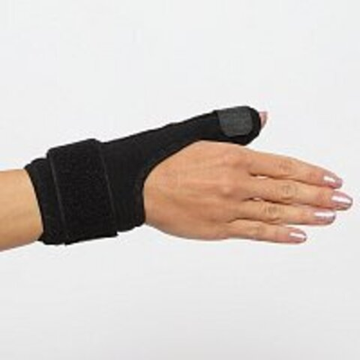Бандаж для лучезапястного сустава F207 (для взрослых) черный